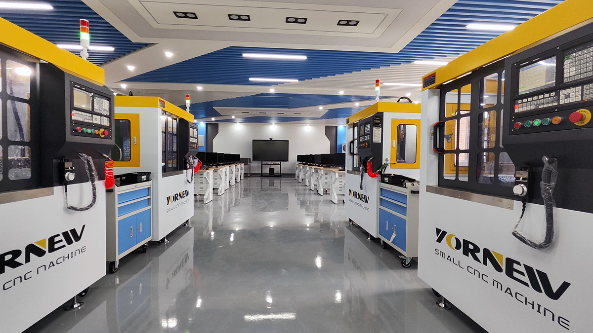 小型五軸數控機床理實一體化實訓室